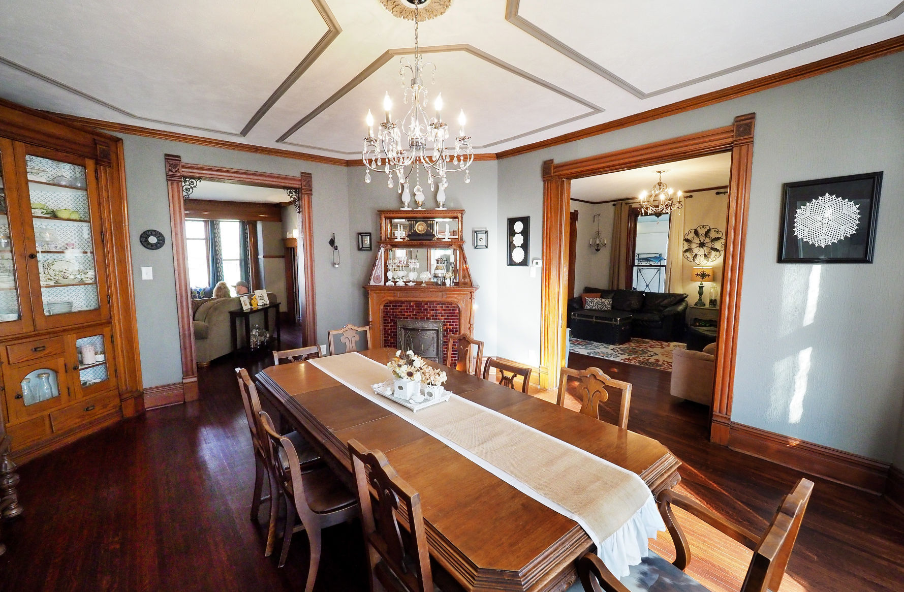Kaufman home Mapleton